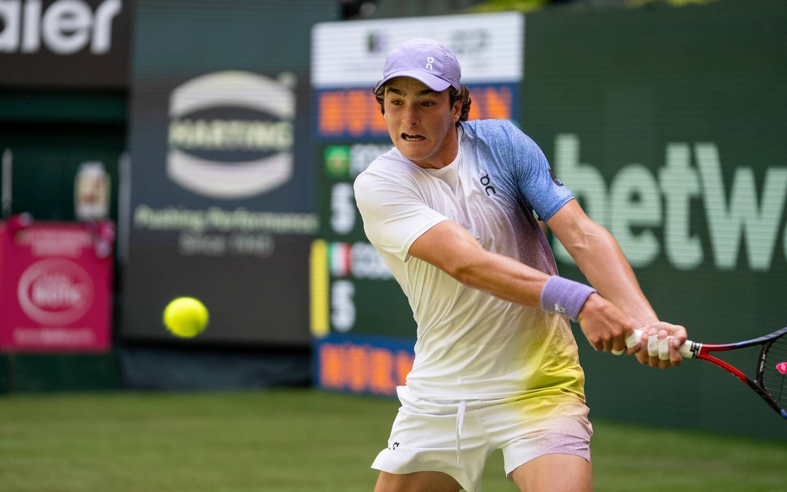 João Fonseca perdeu na estreia em Halle (Divulgação/Breakpoint Images)