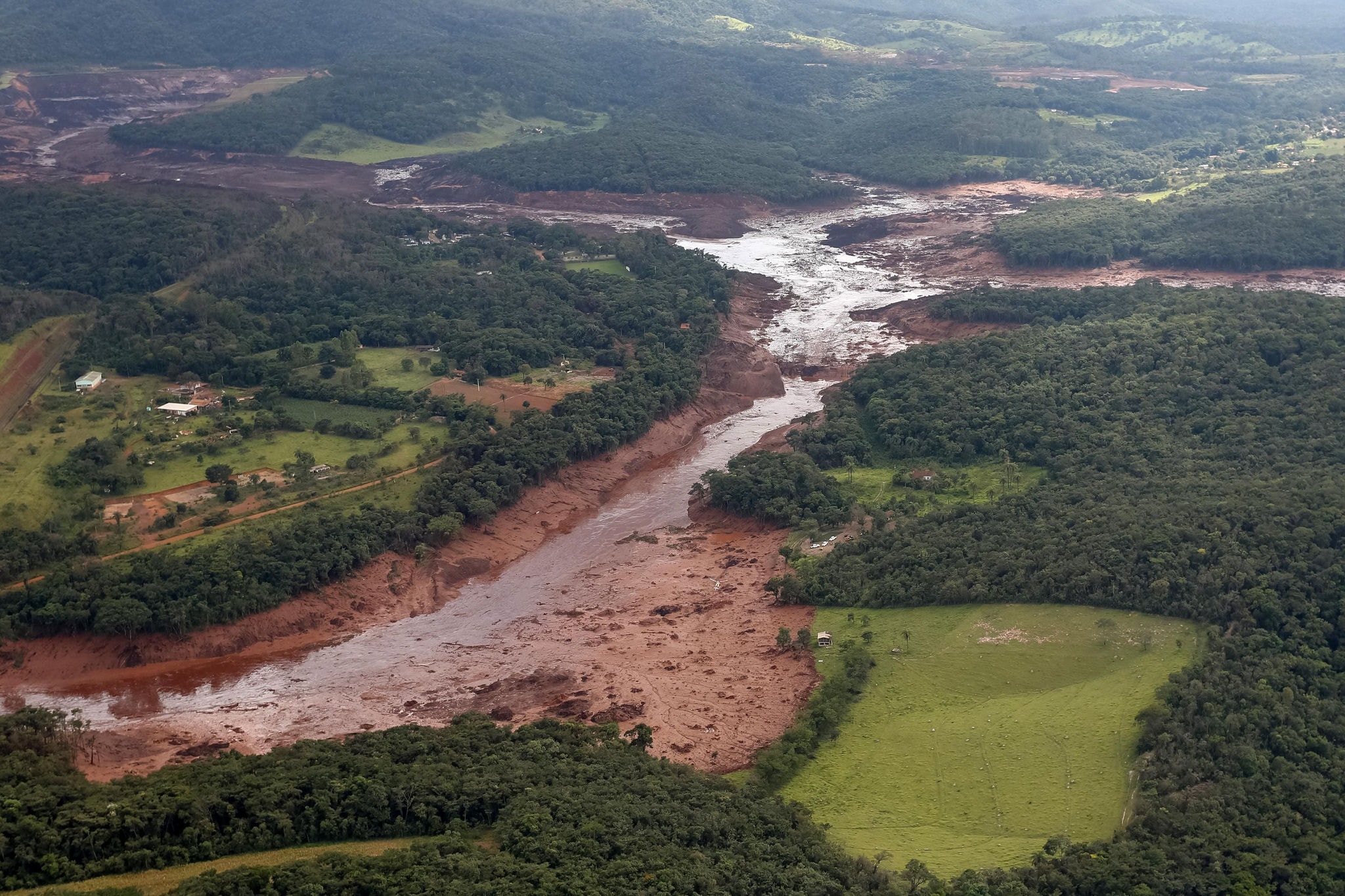 Rompimento de barragem em Brumadinho