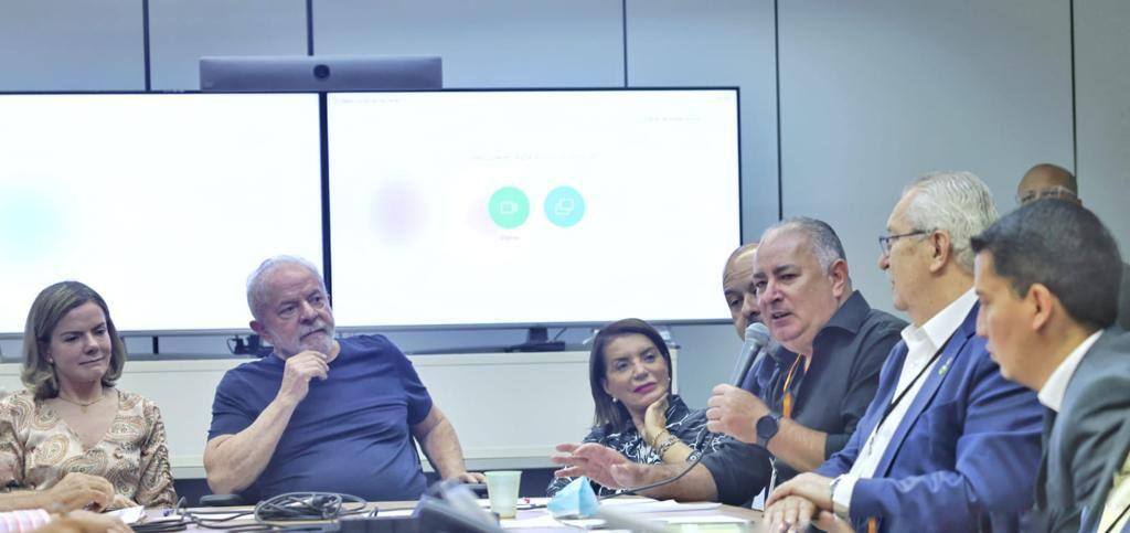 Lula se reuniu com sindicalistas nesta quinta-feira (1º) no CCBB, em Brasília