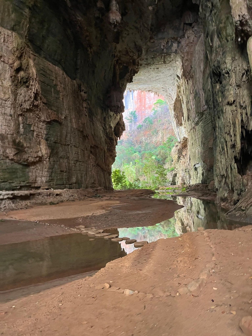 A Gruta do Janelão, onde tudo é grandioso