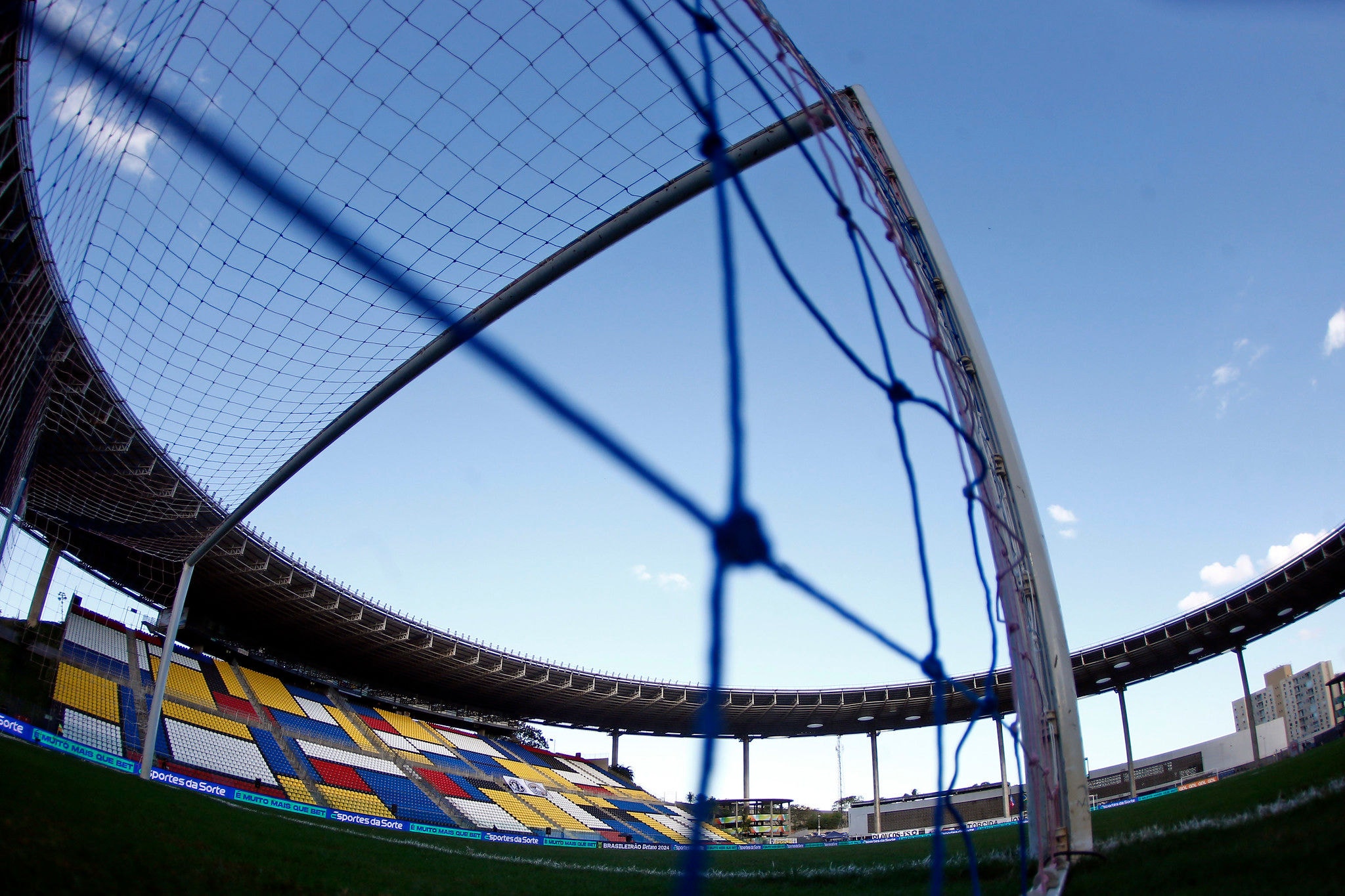 Estádio Kleber Andrade tem capacidade para 22 mil pessoas