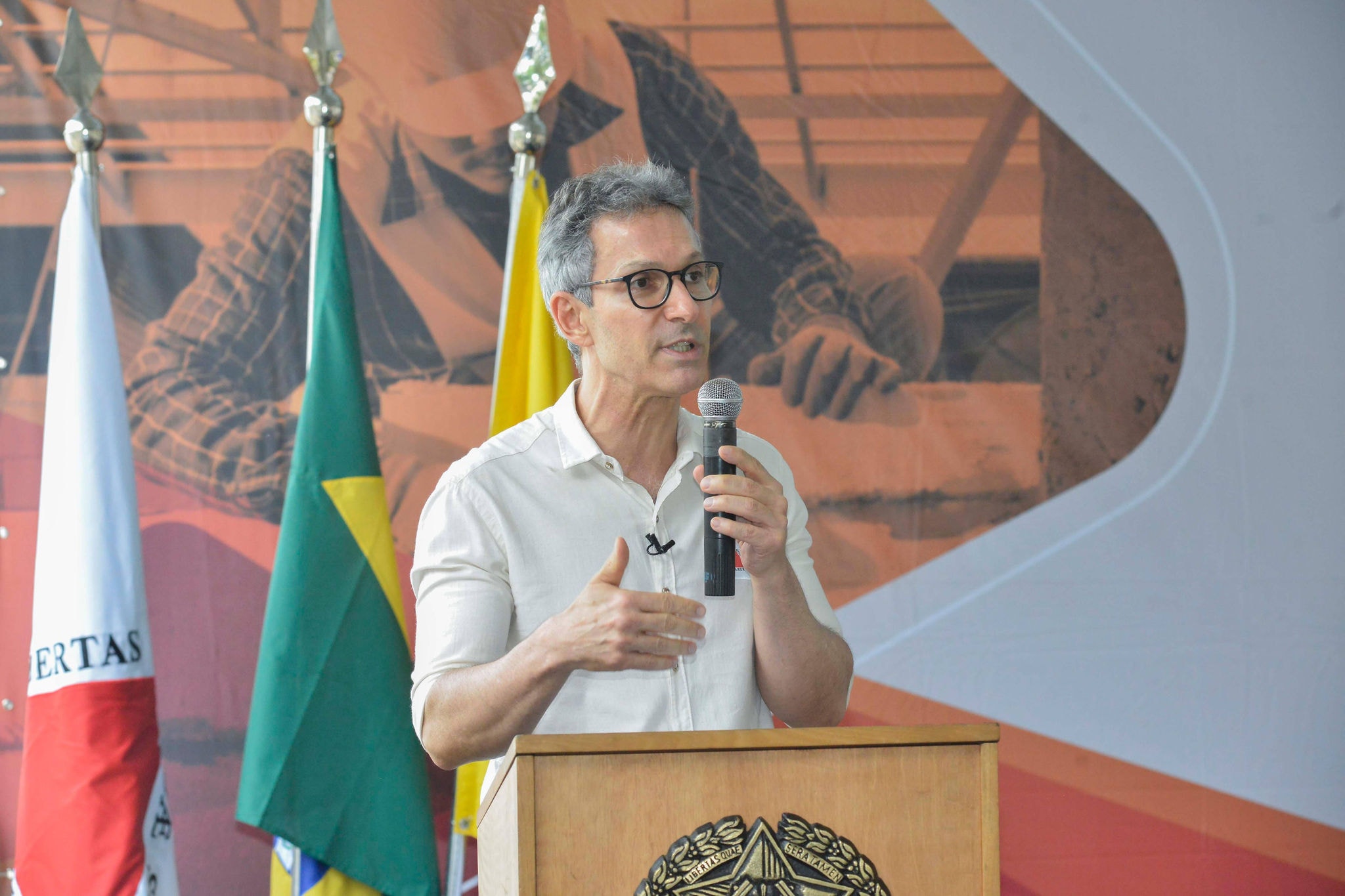 Zema pede suspensão de liminar que garante votação do congelamento do IPVA