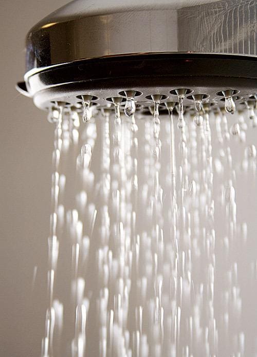 Chuveiro é um dos maiores gastadores de luz numa residência