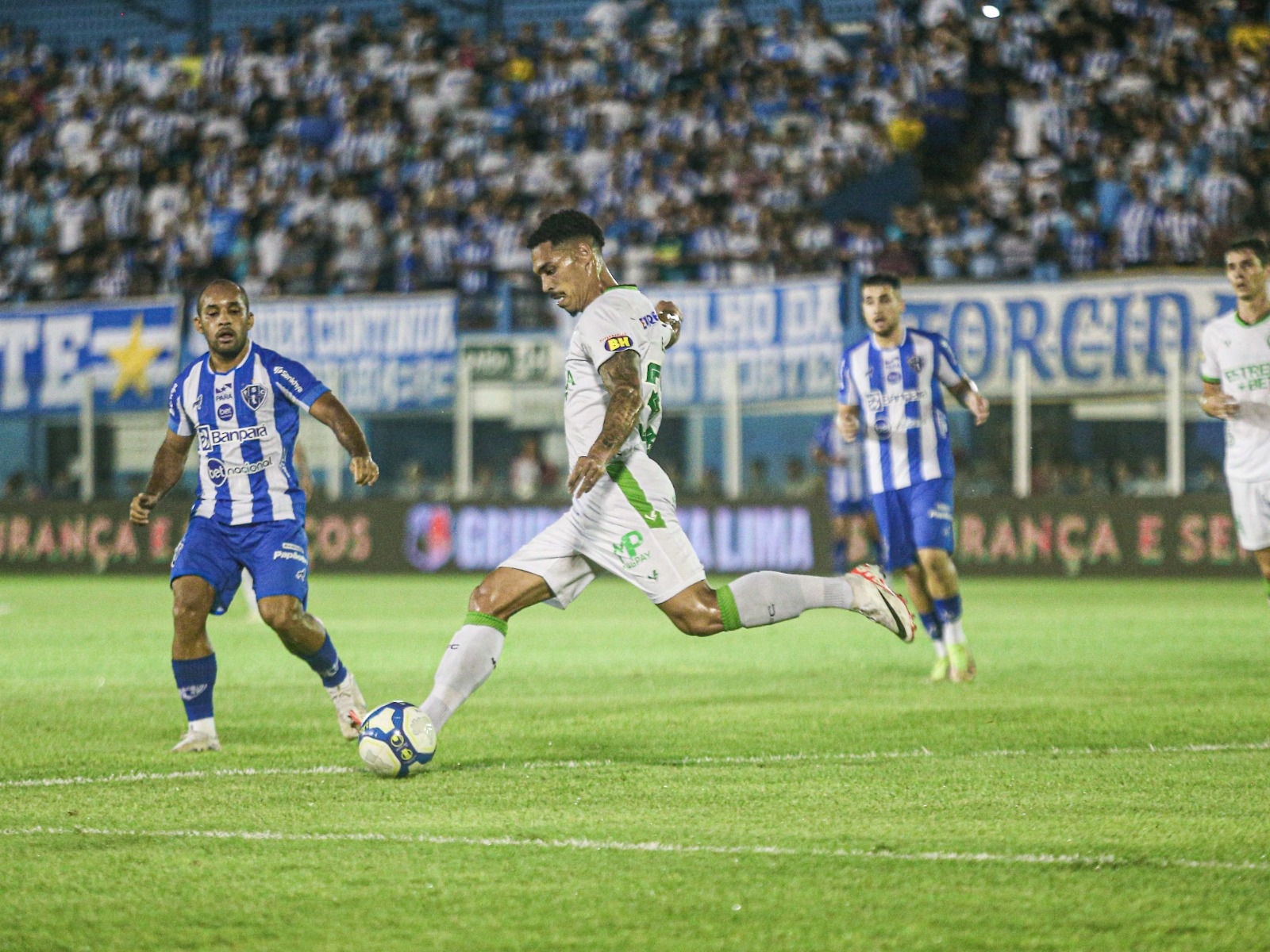Paysandu e América se enfrentaram nesta terça-feira (4 de junho) pela Série B do Campeonato Brasileiro