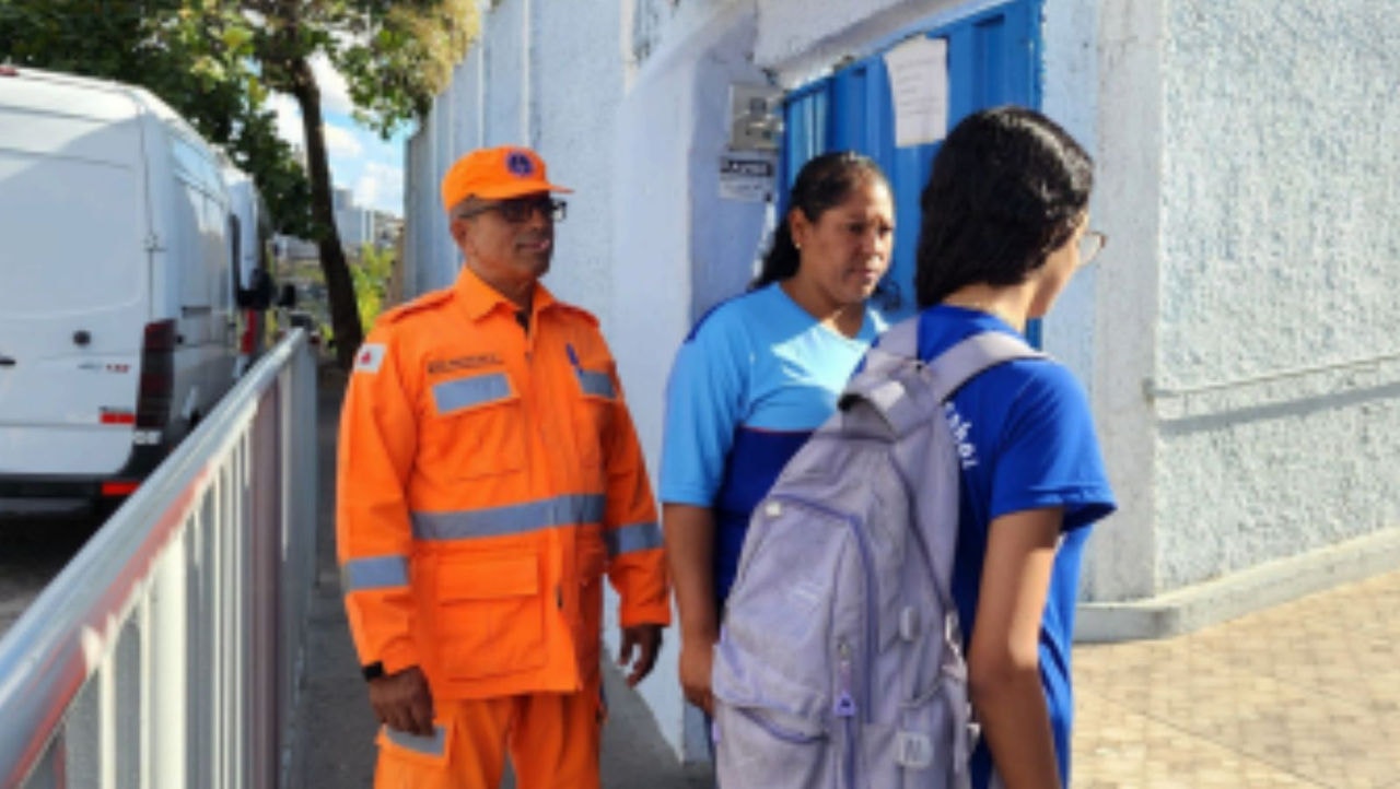 Governo de MG planeja expandir Programa das Escolas Cívico-Militares