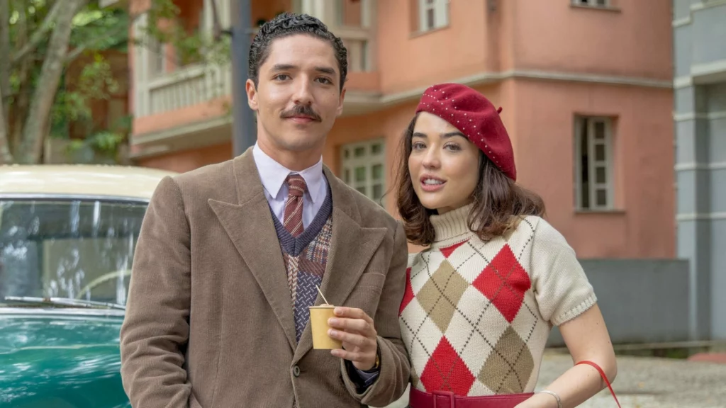 Ronaldo (Joao Vitor Silva) e Flora (Bella Piero)