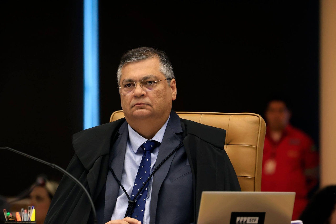 Ministro Flávio Dino na sessão plenária do Supremo Tribunal Federal (STF)