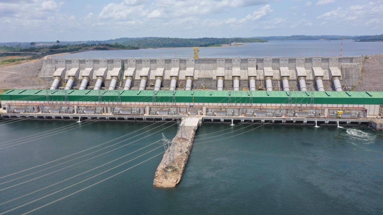 Subestação Xingu, que recebe energia da usina de Belo Monte, faz o tratamento técnico da energia e distribui para o restante do Brasil