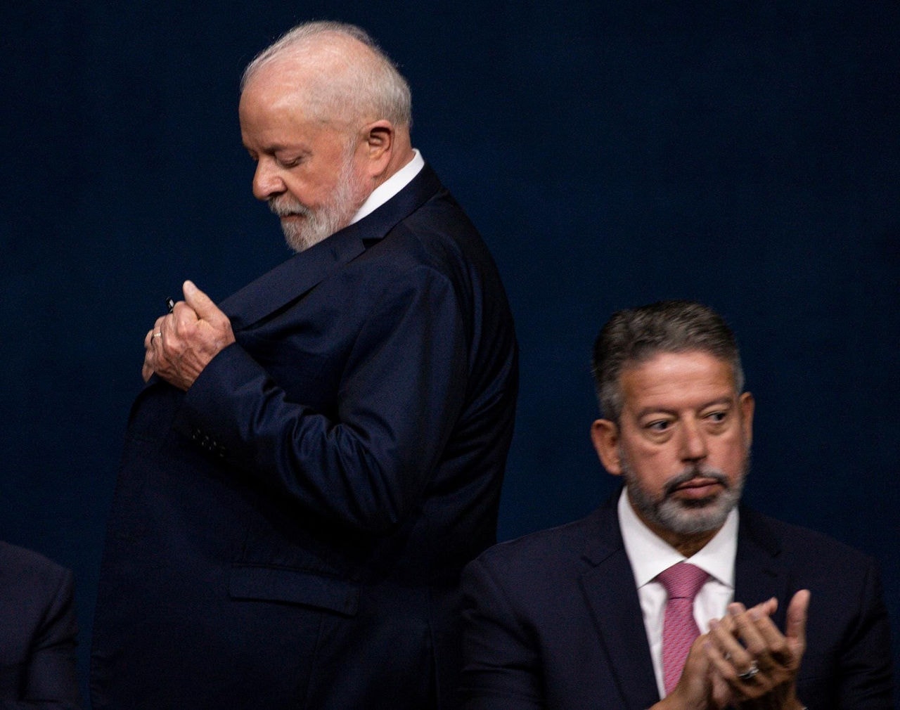 Lula insiste em manter Alexandre Padilha como ministro, apesar da pressão de Arthur Lira