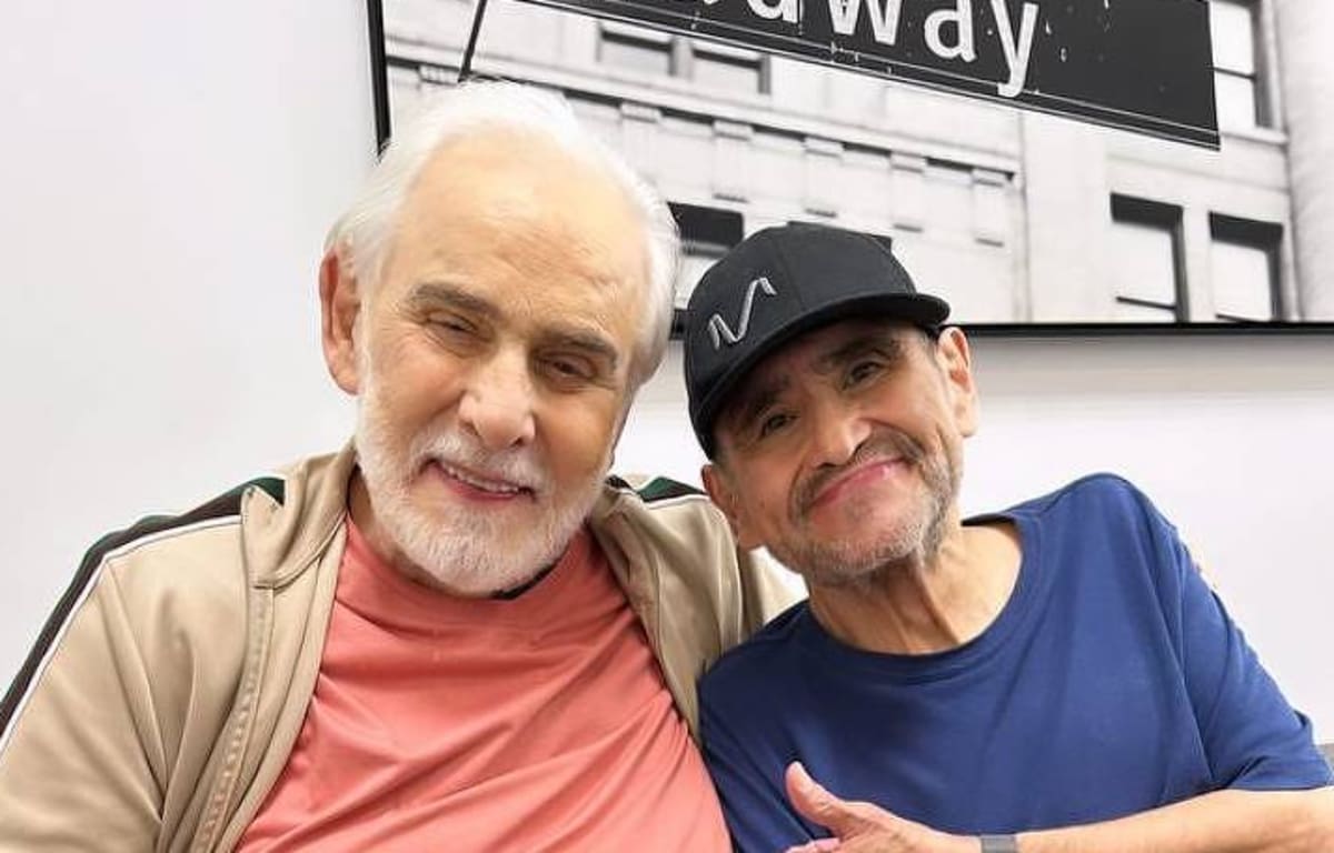 Francisco Cuoco volta ao trabalho após enfrentar depressão e encontra ator de 'Chaves'