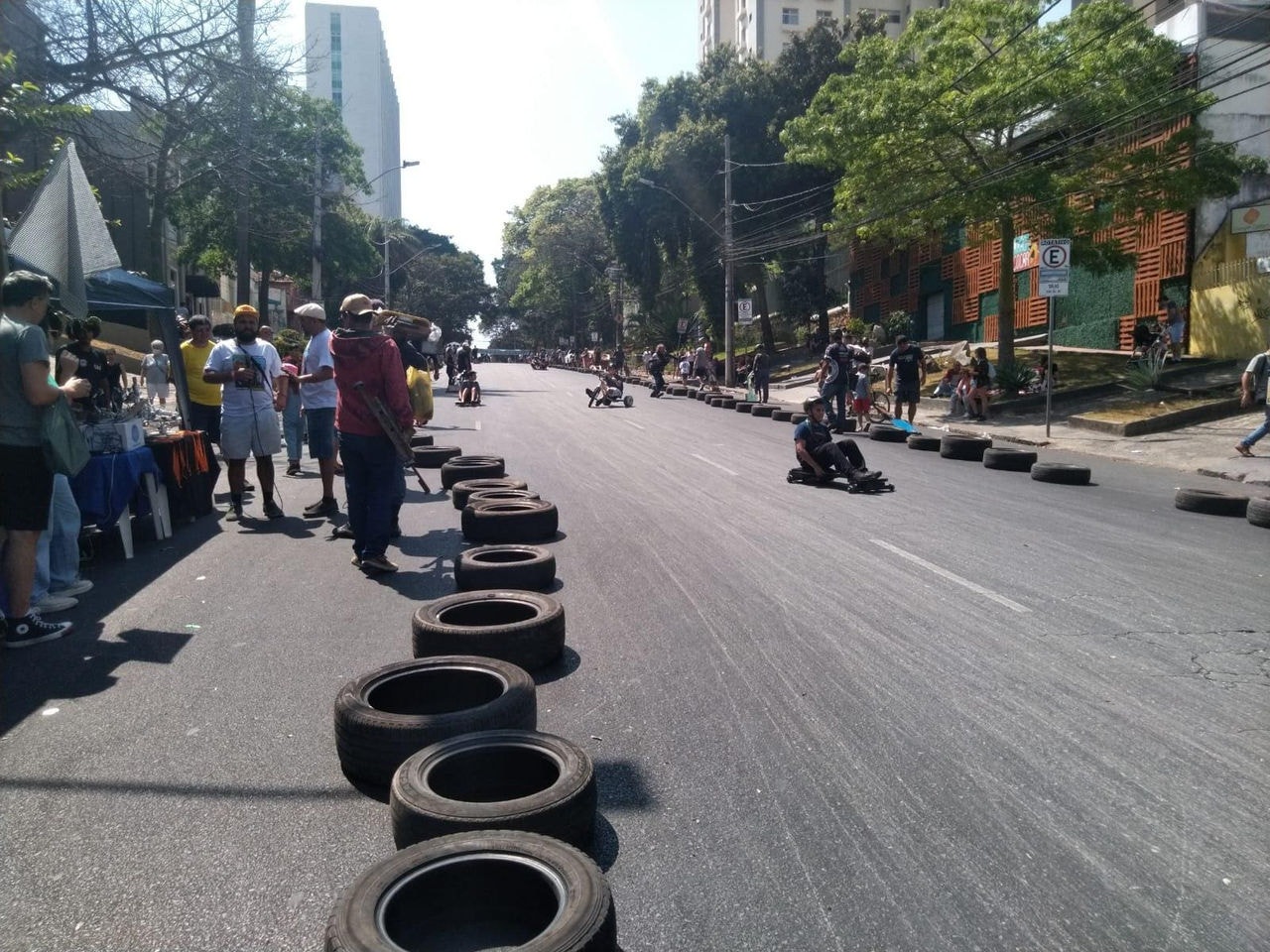 Carrinhos de rolimã levaram diversão para o centro de BH