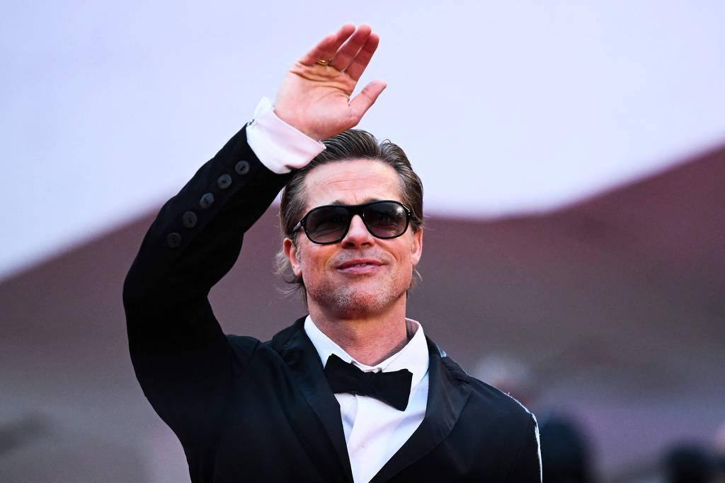 O ator e produtor americano Brad Pitt chega ao 79º Festival de Veneza, na Itália