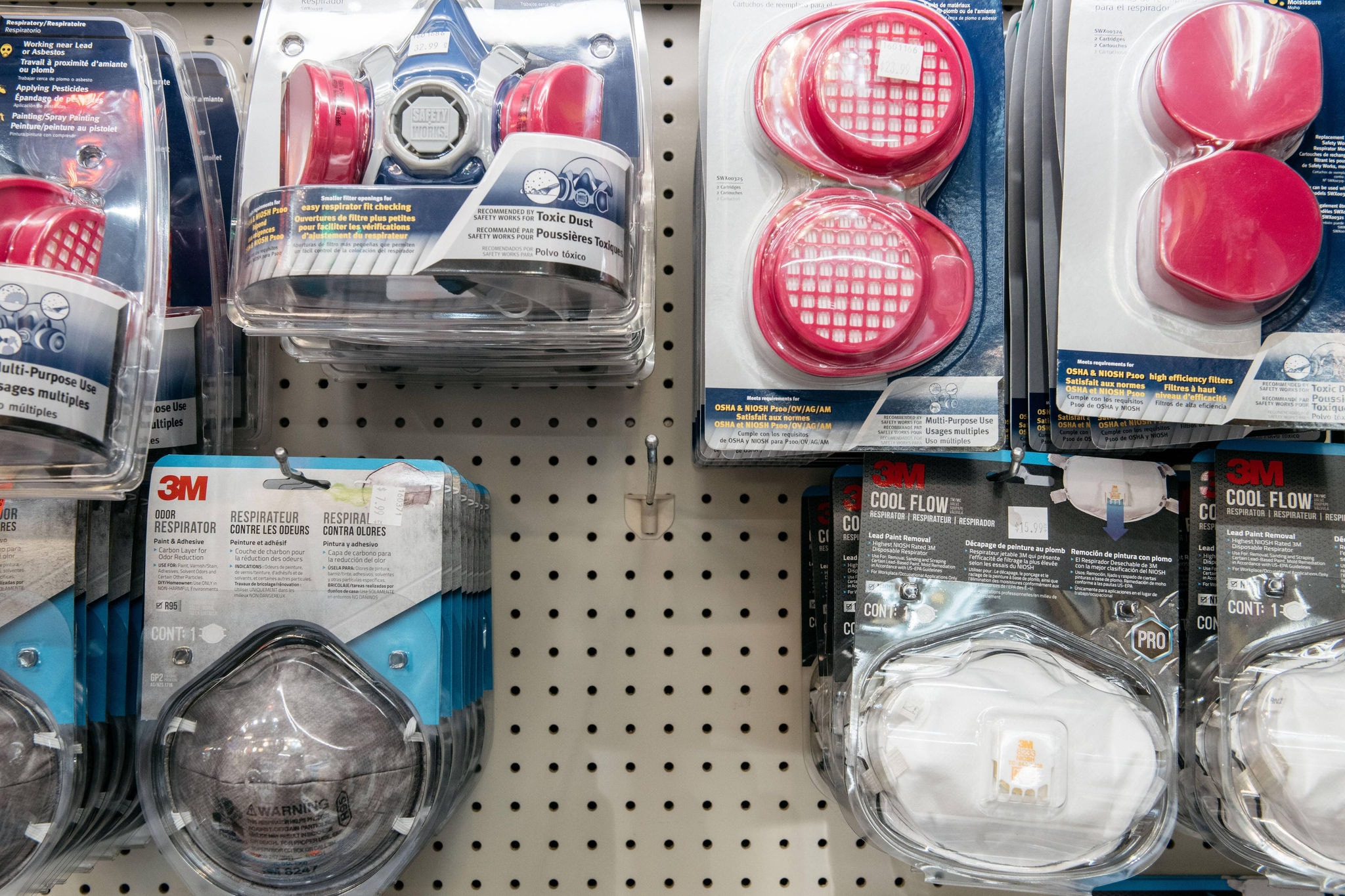 US-DEMAND-FOR-PROTECTIVE-MASKS-AND-GLOVES-INCREASES-WITH-CORONAV