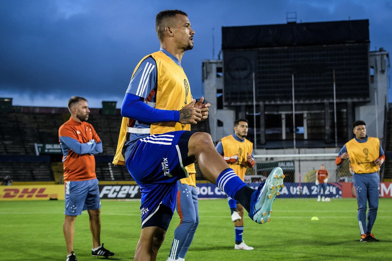 Zé Ivaldo é considerado titular da equipe