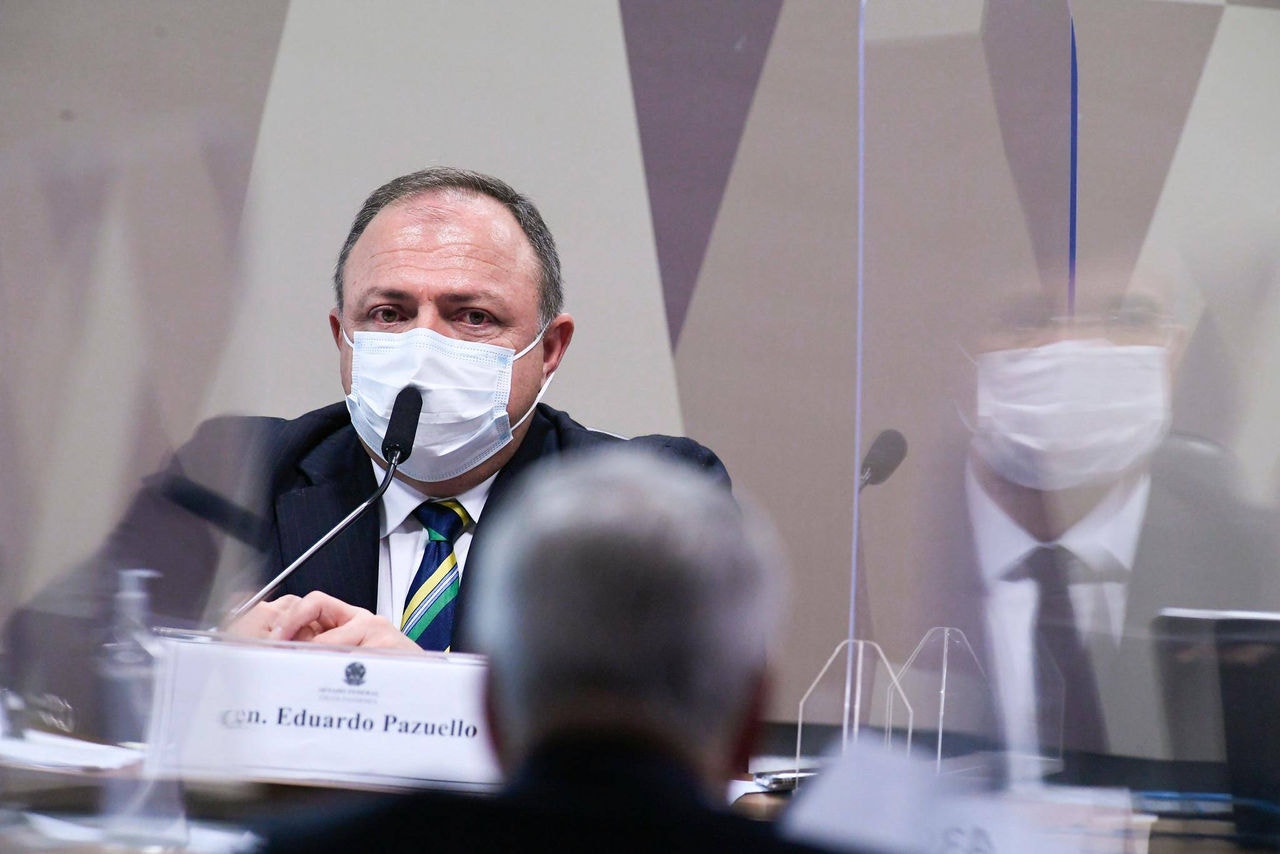 Eduardo Pazuello, ex-ministro da Saúde de Bolsonaro, admitiu que criação de leitos durante a pandemia poderia ter sido mais rápida