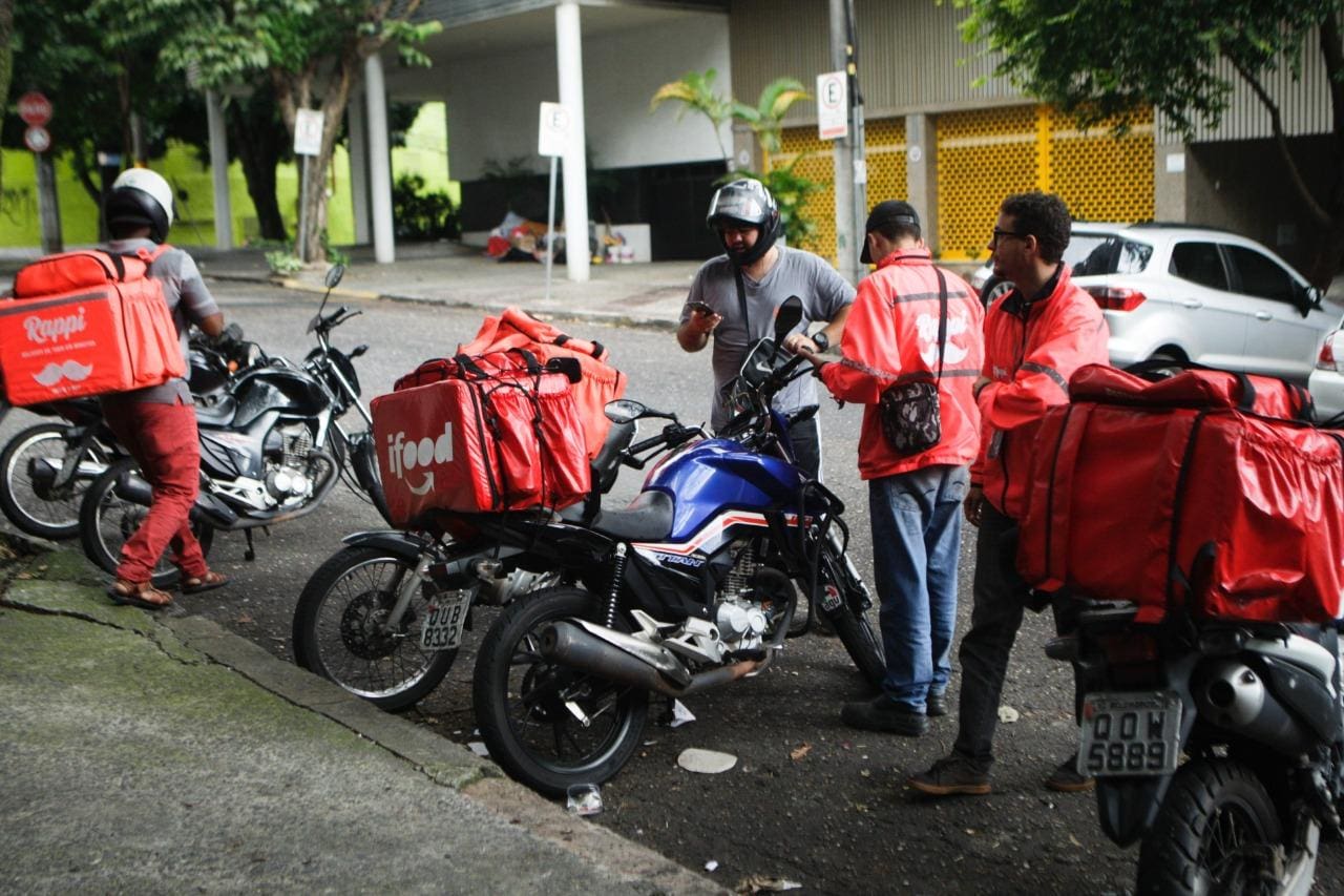 Entregadores de aplicativo na região Centro Sul de Belo Horizonte