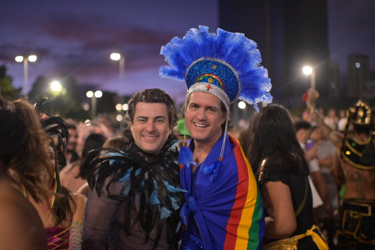 O recifense Luciano Costa celebra o crescimento do Carnaval da cidade ano após ano