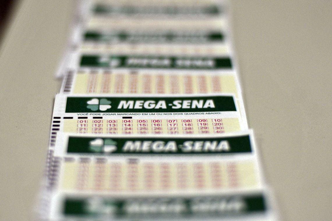 Mega-Sena acumula e próximo prêmio é estimado em R$ 65 milhões