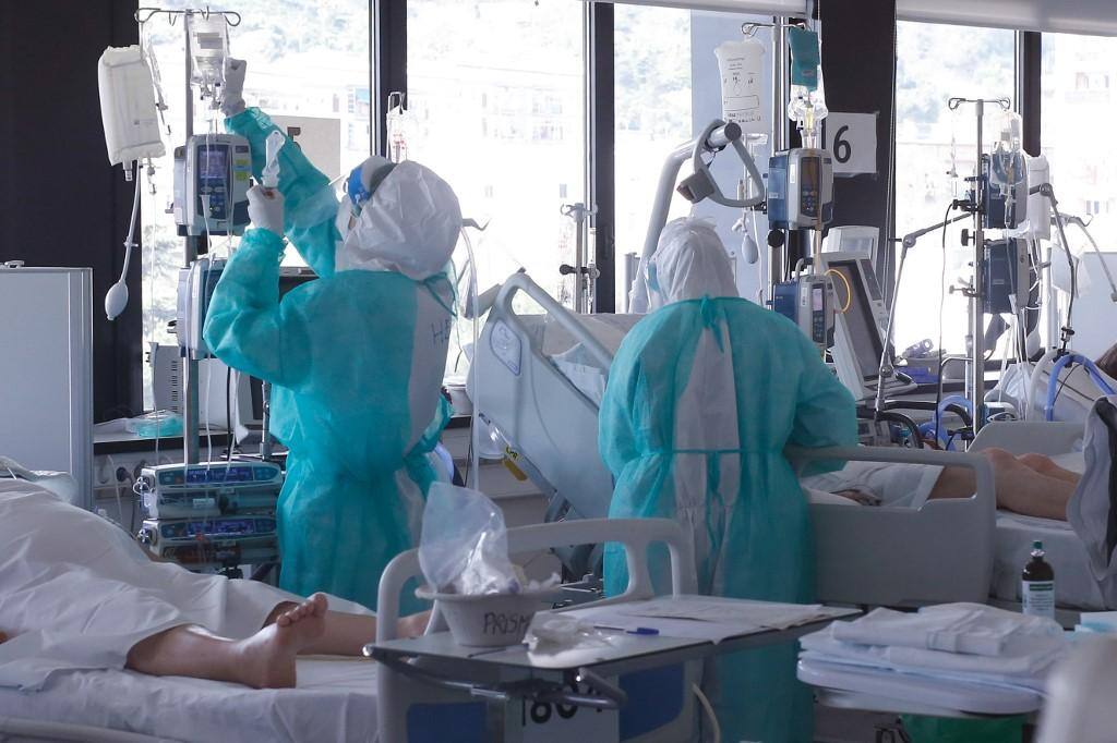 Espanha tem nova alta de mortes em meio à pandemia de coronavírus