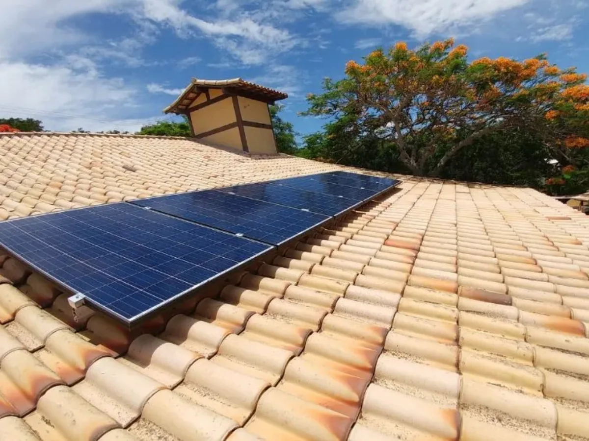 Instalar energia solar em Minas agora tem novas exigências; entenda a nova lei