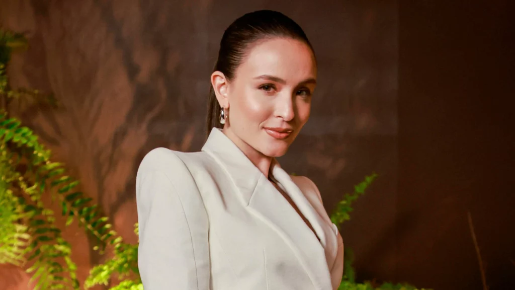 Larissa Manoela