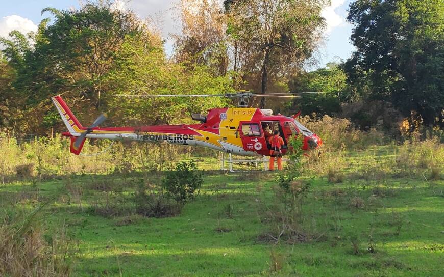 Após ser salvo, menino foi encaminhado de helicóptero para um hospital, que não teve o nome informado