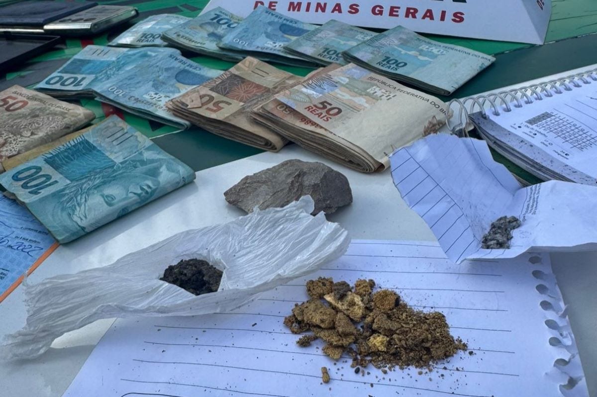 Operação contra garimpo ilegal em Rio Acima, na Grande BH  
