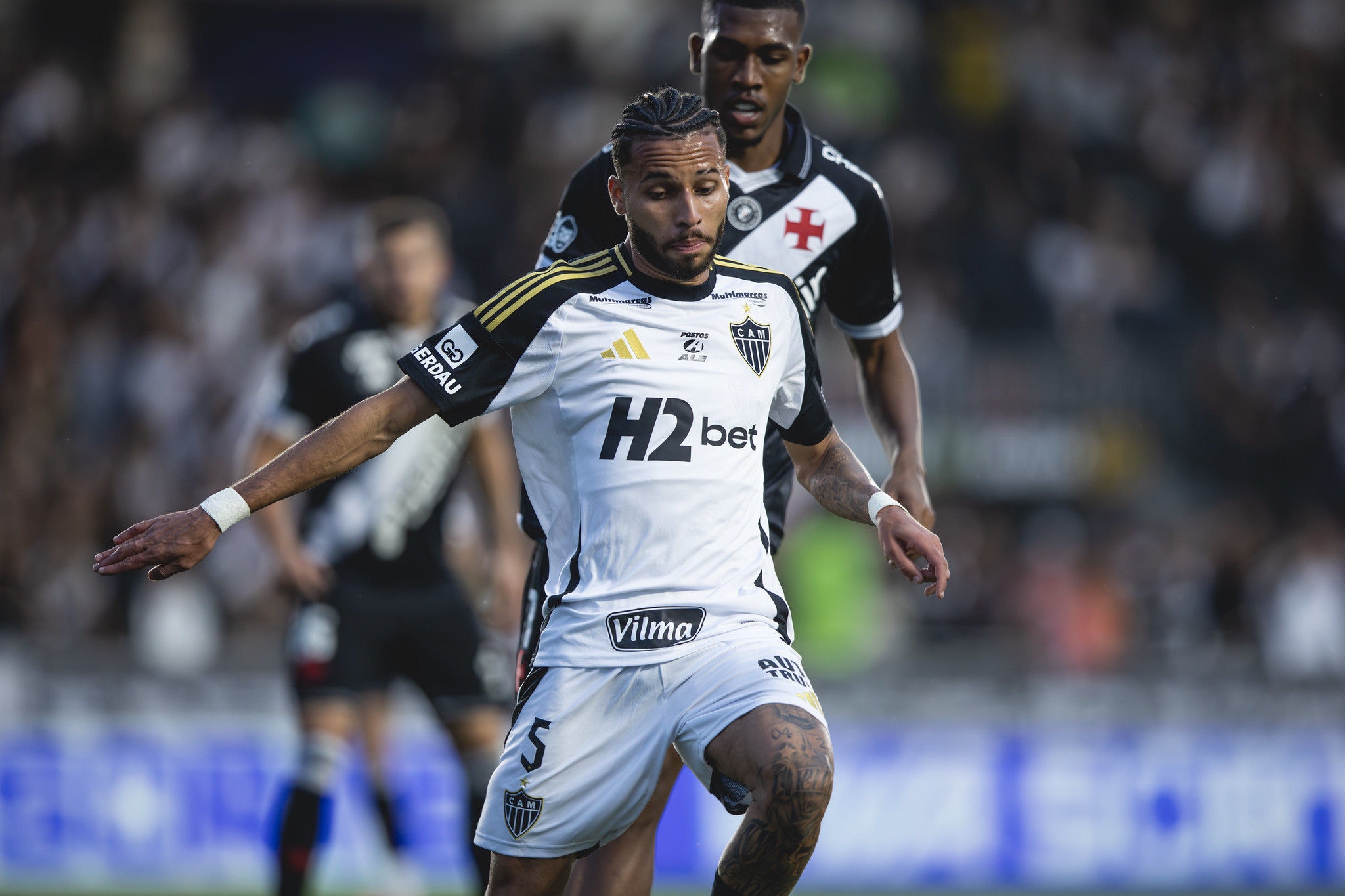 Alexsander já ganhou a confiança de Cuca