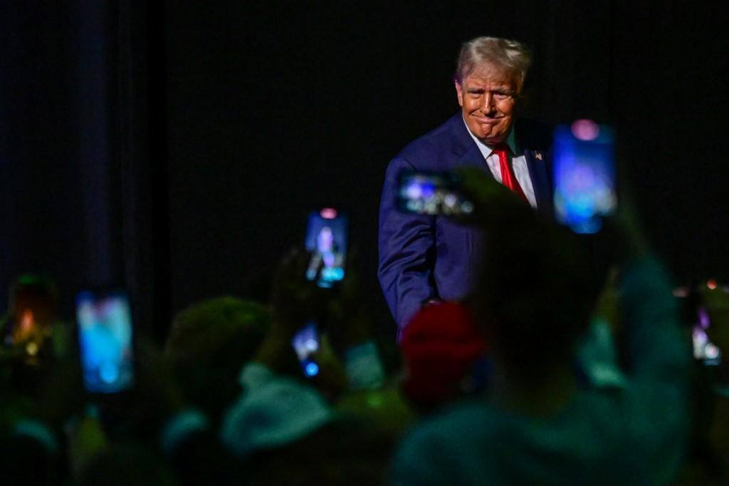donald trump florida 12102023