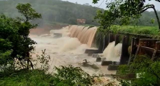 Fortes chuvas aumentaram volume de água da usina do Carioca
