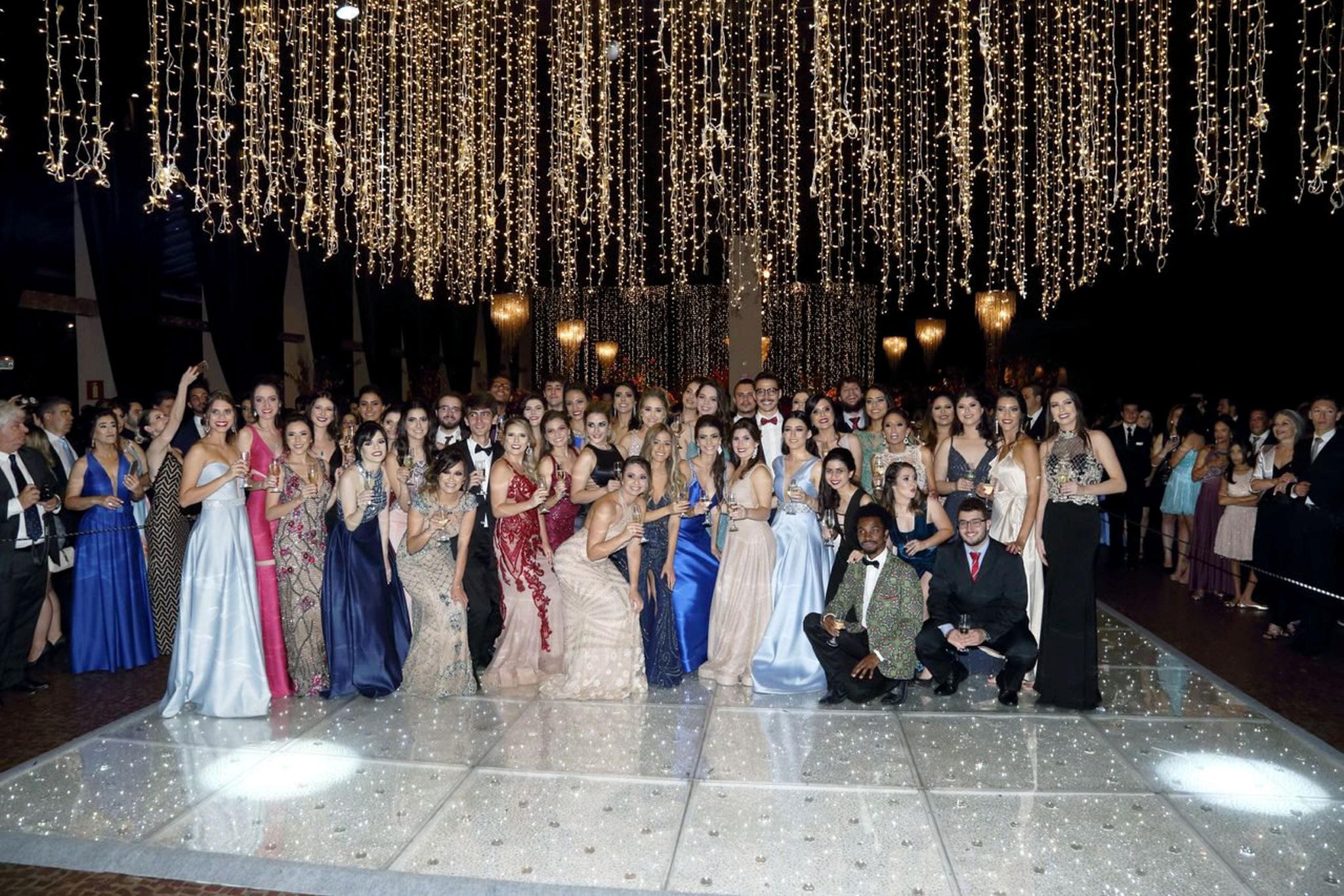 Turma de arquitetura de 2017 da PUC Minas perdeu dinheiro com produtor que desapareceu; até hoje, alunos não receberam