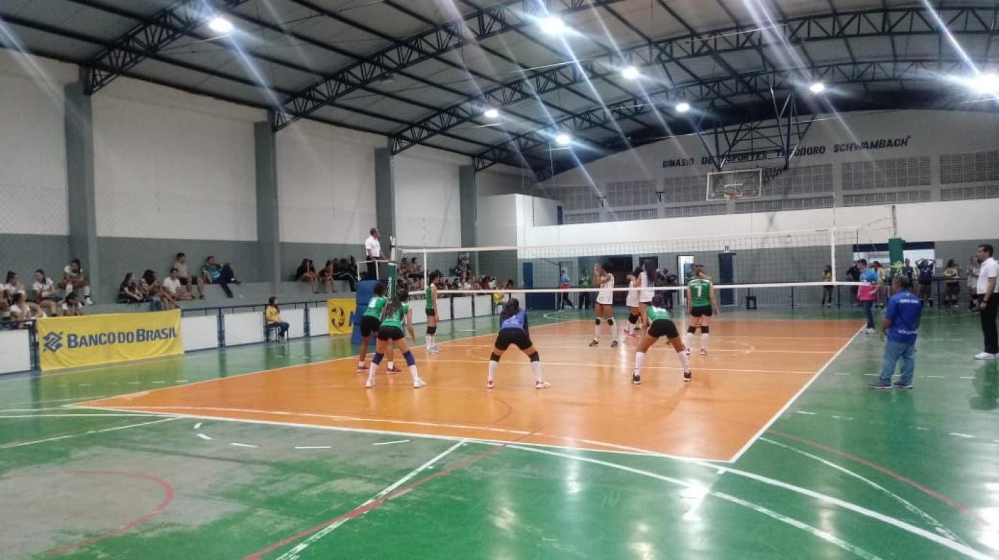 Seleções estaduais entram em quadra nesta semana