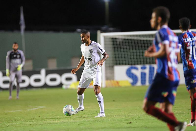 Galo perdeu de virada para o Bahia no Pituaçu
