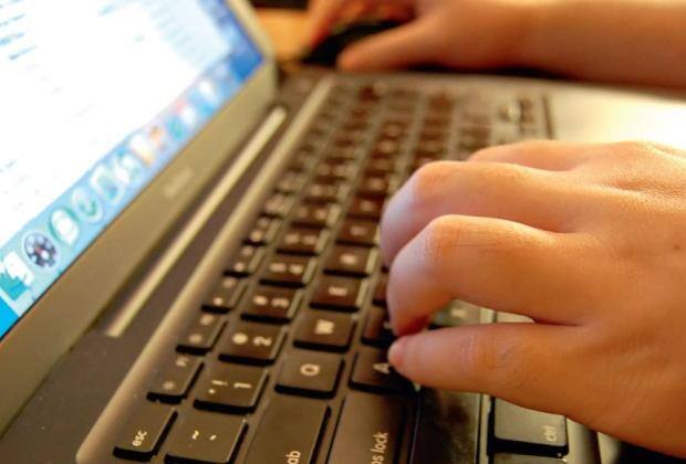 Discurso de ódio na internet tem mulheres negras como principal alvo