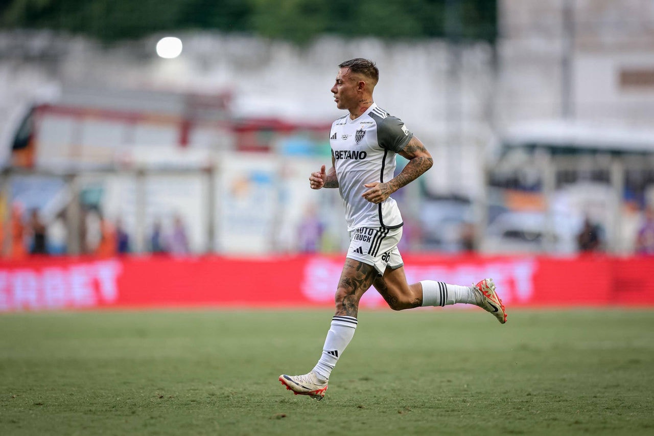 Vargas tem contrato até dezembro de 2024