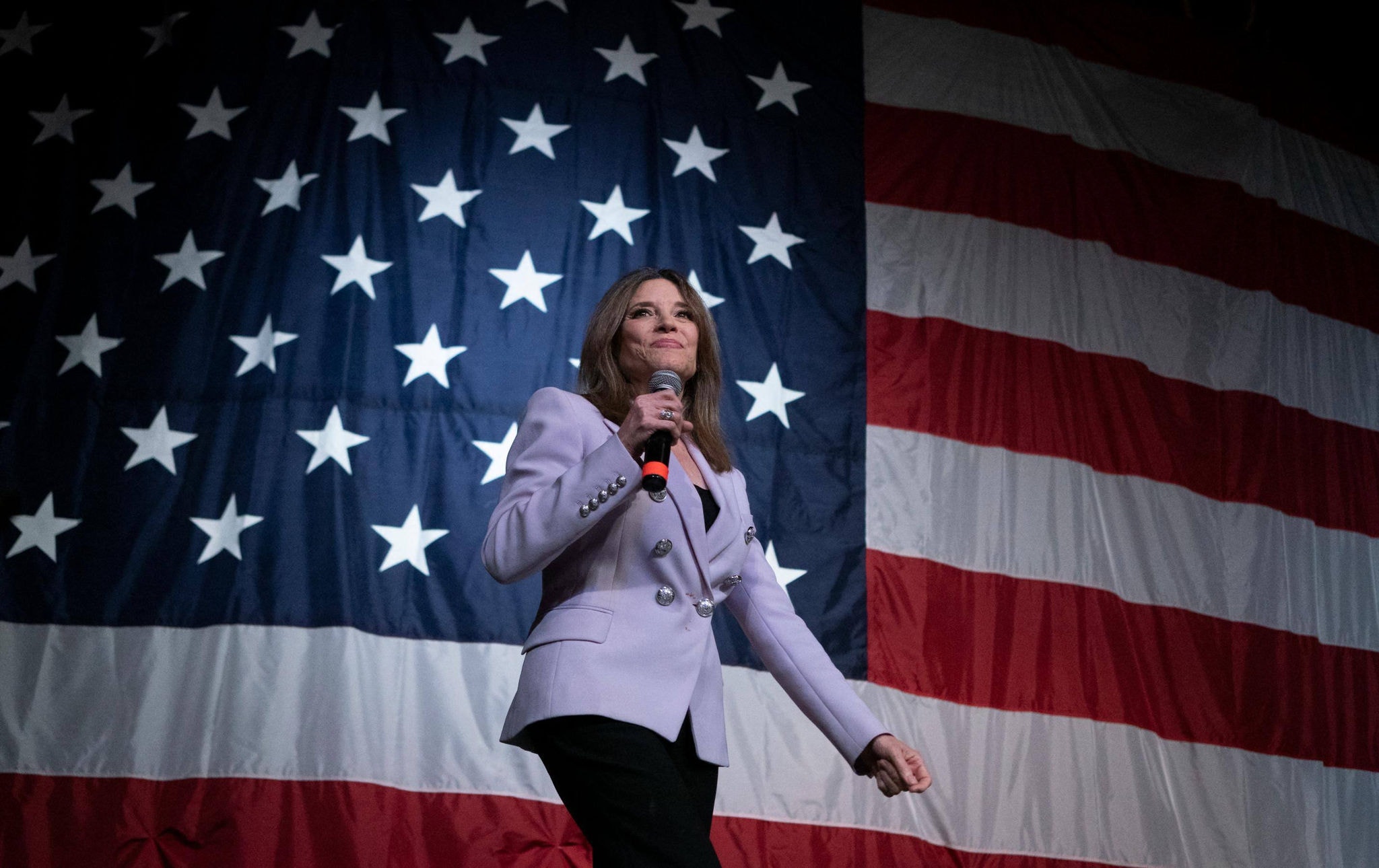 A democrata Marianne Williamson