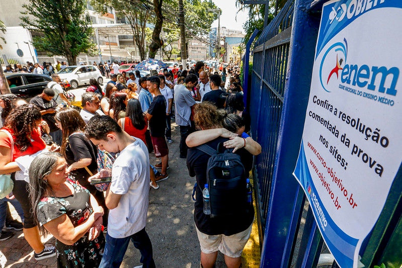 A aplicação das provas do Enem em 2023 ocorreu em todo o país