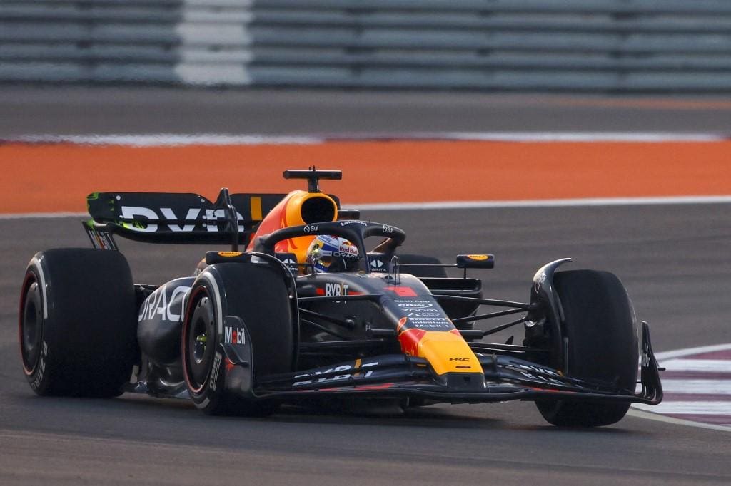 Verstappen conquista a pole no Grande Prêmio da China