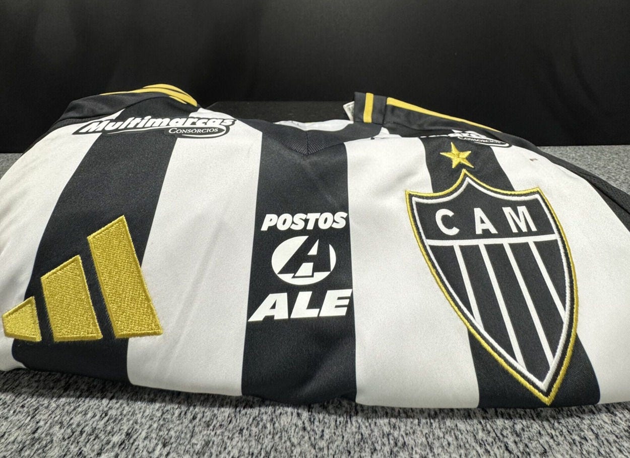 Camisa do Atlético já com a marca da Ale na parte frontal