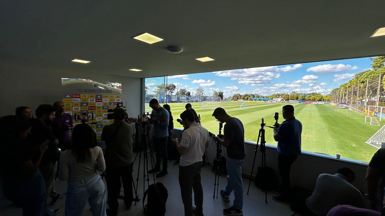 Cruzeiro inaugurou nova sala de imprensa na Toca da Raposa 2