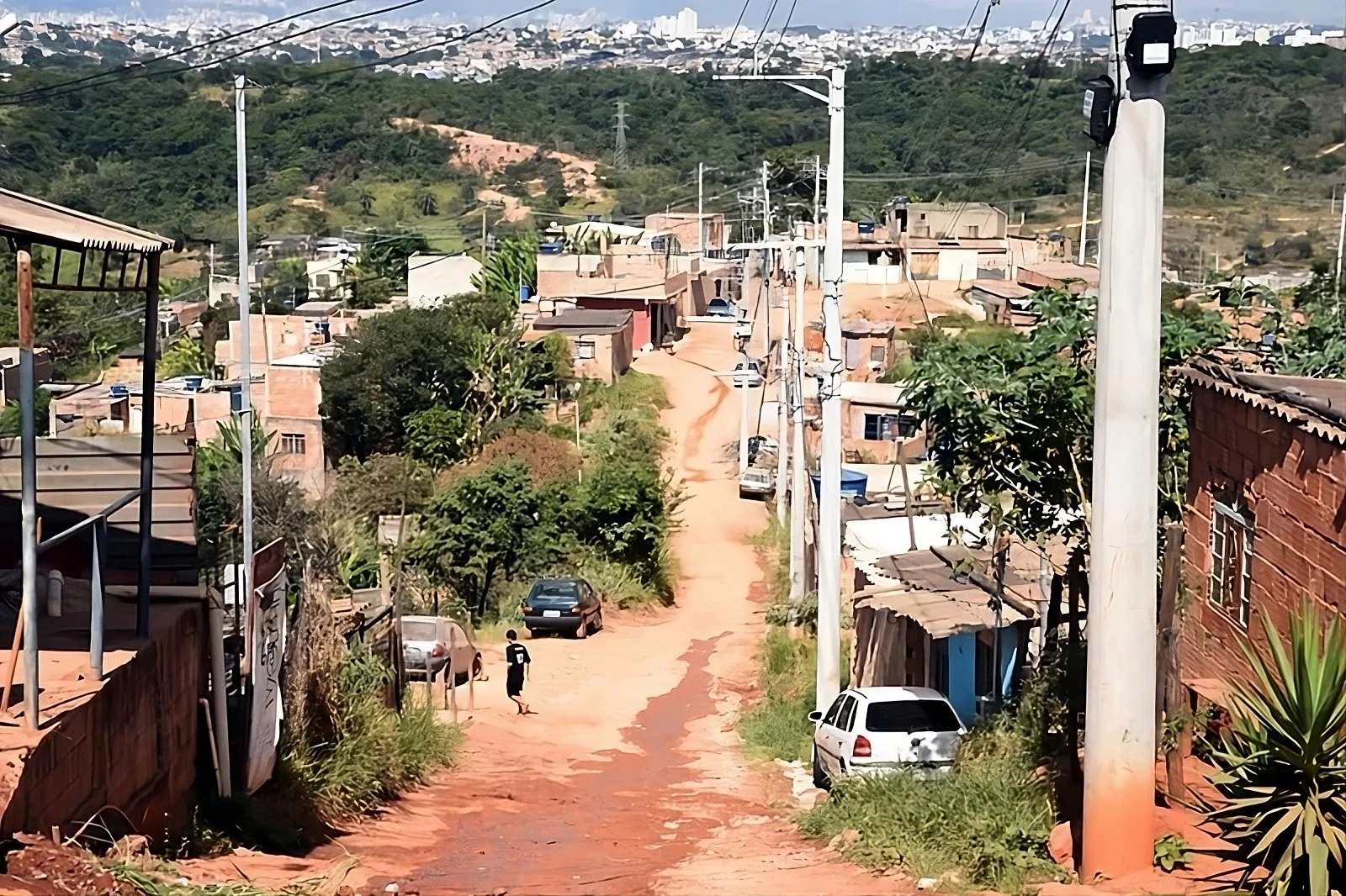Decreto libera terra para rede de esgoto na maior ocupação de BH: Izidora