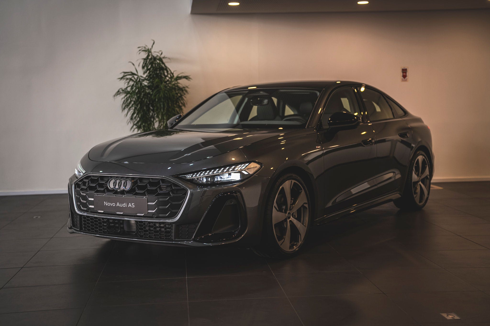 Novo Audi A5 chega ao Brasil com novo motor 2.0 turbo, de 272 cv
