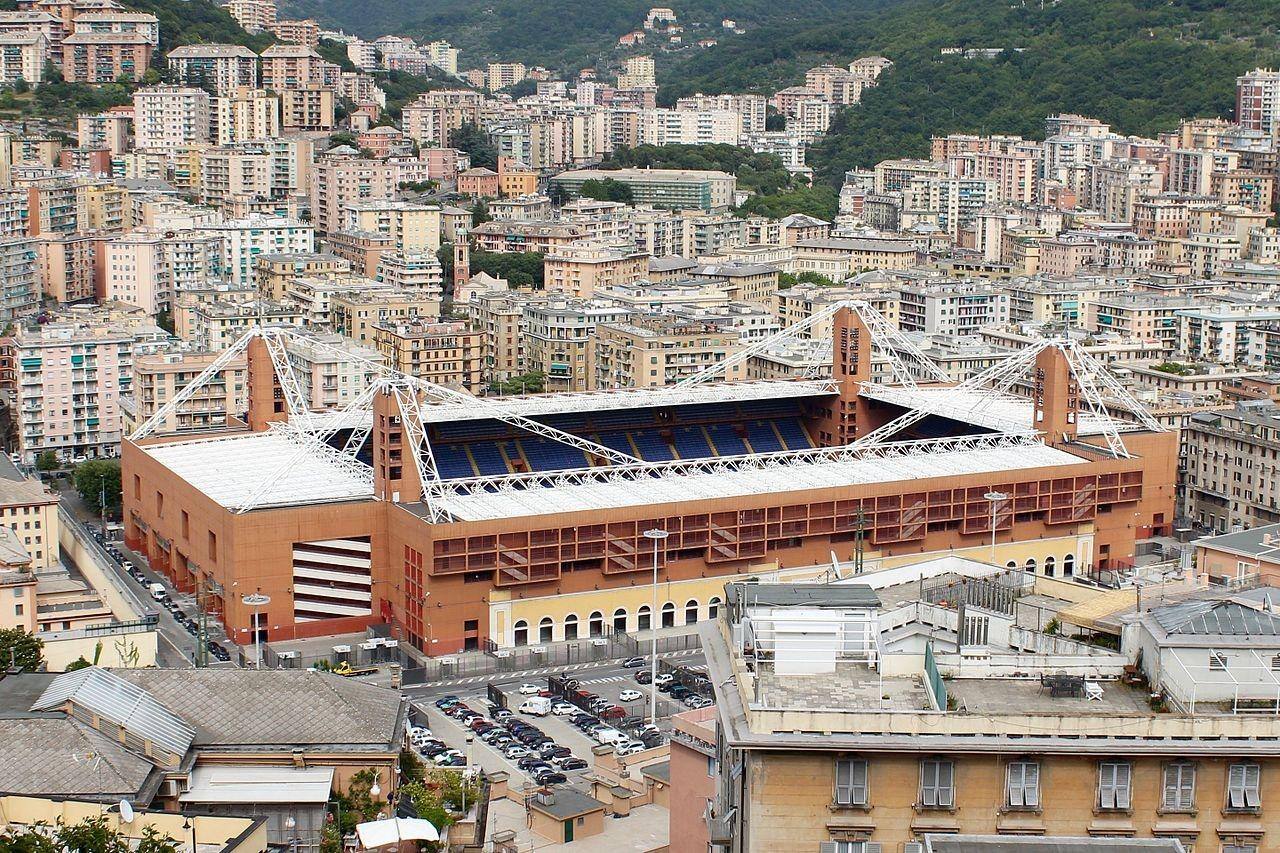 Estádio Luigi di Ferraris, que nesse domingo recebeu o clássico da cidade entre Genoa e Sampdoria