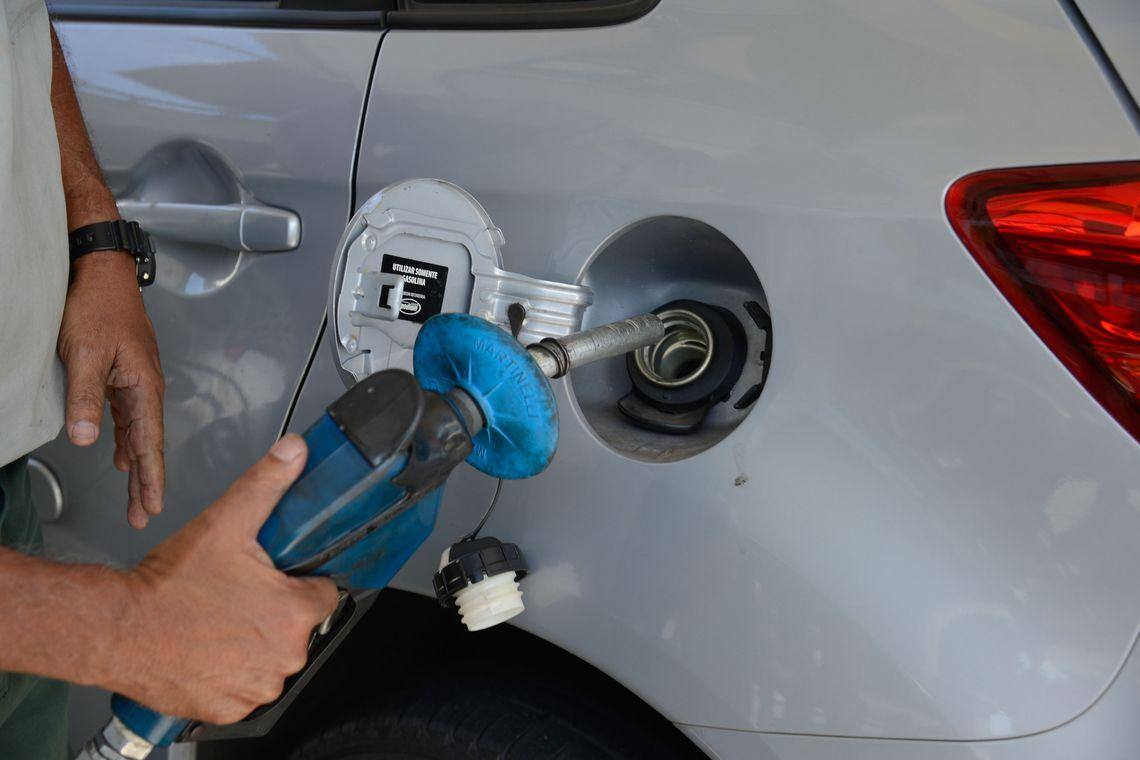 posto combustível gasolina etanol