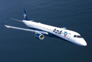 Aeronave Embraer 195 será utilizada nos voos entre Cabo Frio e Belo Horizonte