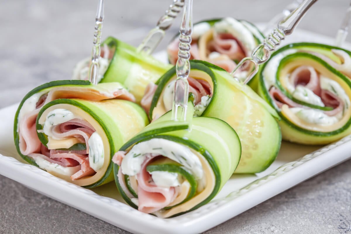 Enroladinho de pepino (Imagem: Elena Shashkina | Shutterstock)