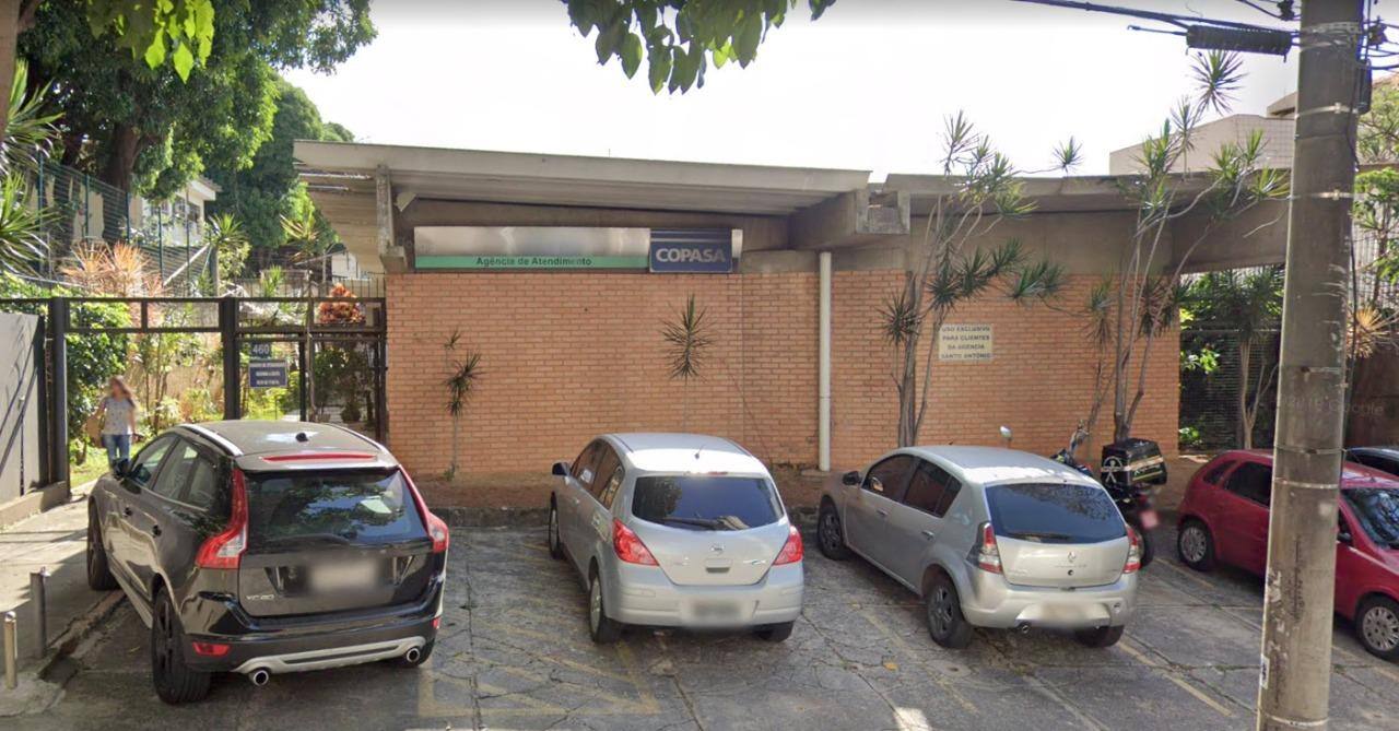 Copasa na rua Carangola