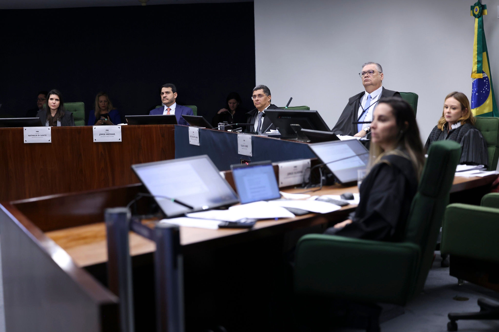 Ministro Flávio Dino aguardava presença dos presidentes da Câmara, Hugo Motta (Republicanos-PB), e do Senado, Davi Alcolumbre (União Brasil-AP); eles decidiram não ir