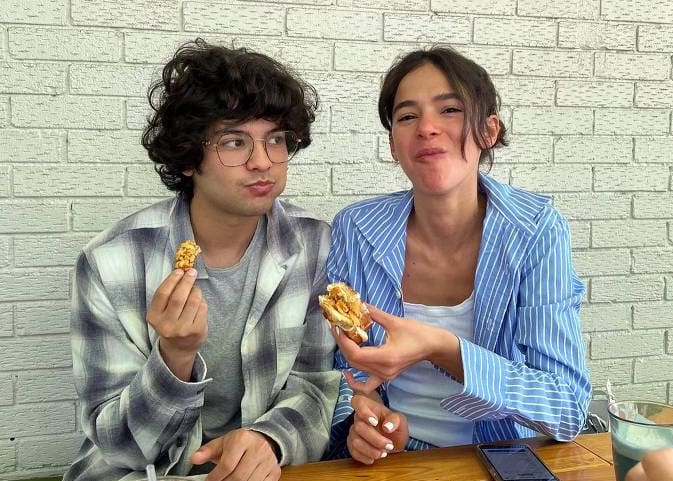 Bruna Marquezine recebe parabéns de Xolo Mariudeña em meio a possível affair
