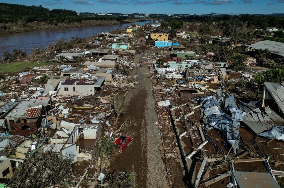 Cidade de Arroio do Meio, no Rio Grande do Sul, ficou destruída após enchente